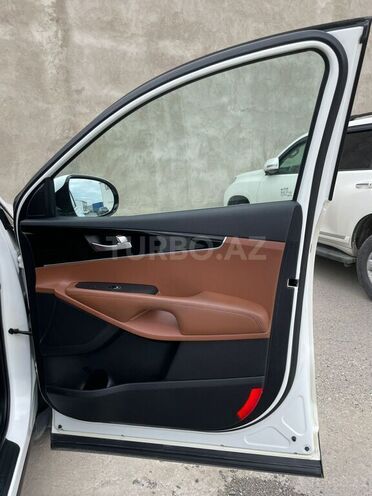 Kia Sorento 2018, 130,305 km - 2.0 l - Bakı