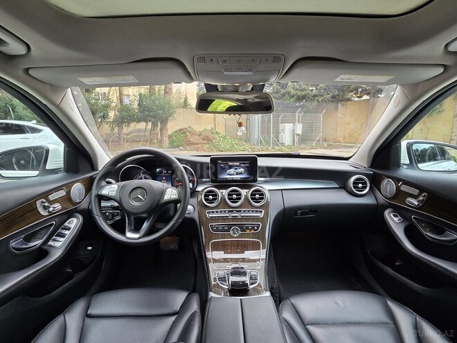 Mercedes C 300 2016, 243,500 km - 2.0 l - Bakı