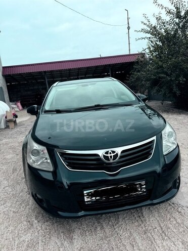 Toyota Avensis 2009, 298,000 km - 2.0 l - Quba