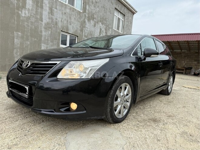 Toyota Avensis 2009, 298,000 km - 2.0 l - Quba