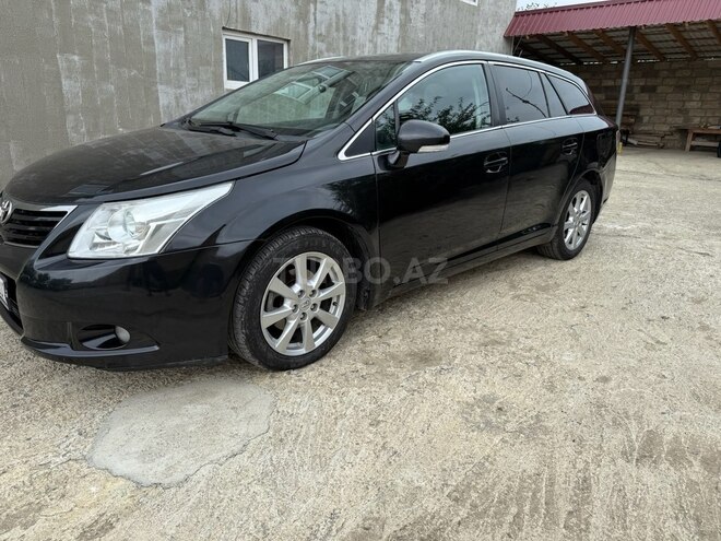 Toyota Avensis 2009, 298,000 km - 2.0 l - Quba