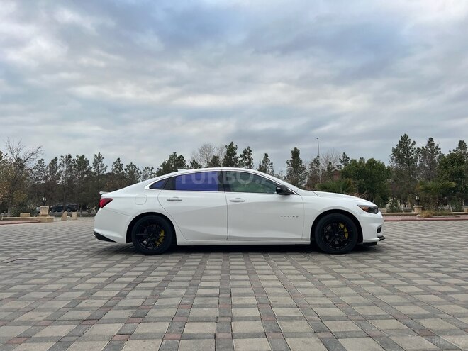 Chevrolet Malibu 2017, 28,000 km - 1.5 л - Şirvan