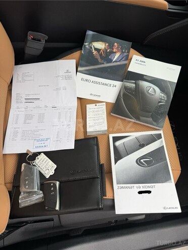 Lexus ES 300h 2023, 53,000 km - 2.5 l - Bakı