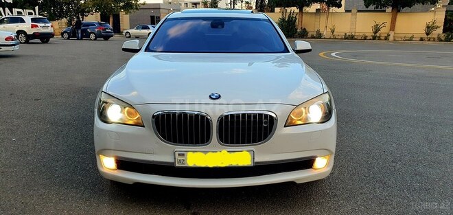BMW 750 2009, 213,650 km - 4.4 l - Gəncə