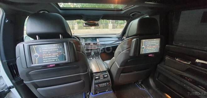 BMW 750 2009, 213,650 km - 4.4 l - Gəncə