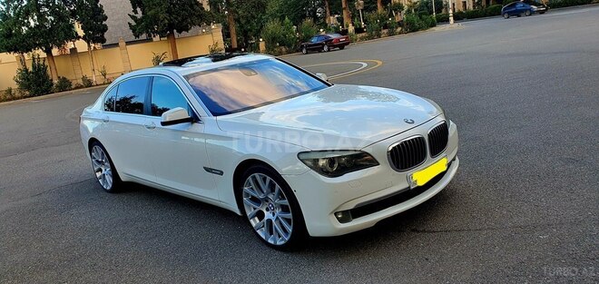 BMW 750 2009, 213,650 km - 4.4 l - Gəncə