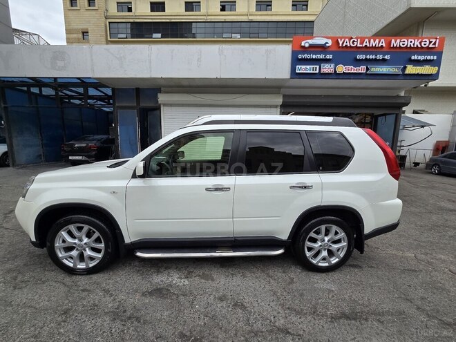 Nissan X-Trail 2014, 195,000 km - 2.5 л - Bakı