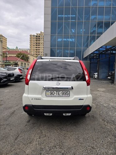 Nissan X-Trail 2014, 195,000 km - 2.5 л - Bakı