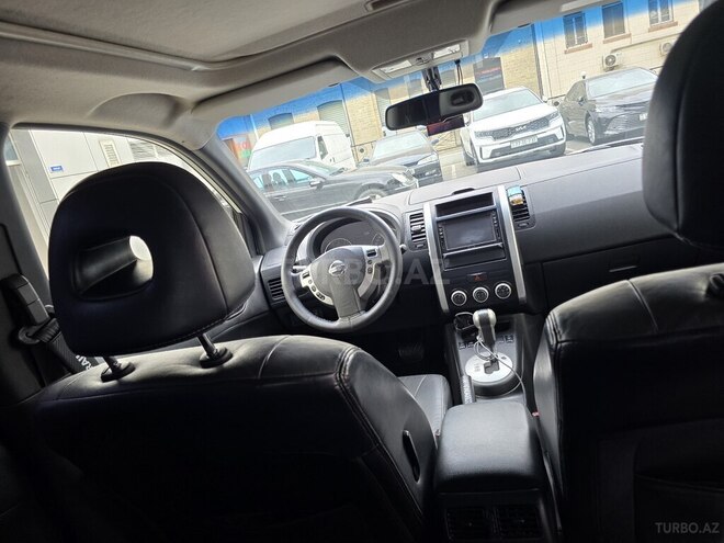 Nissan X-Trail 2014, 195,000 km - 2.5 л - Bakı