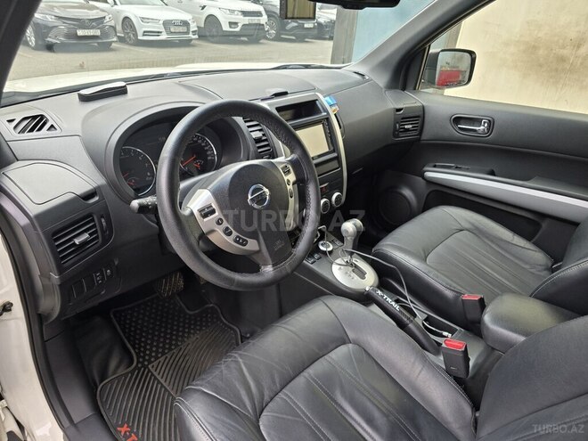 Nissan X-Trail 2014, 195,000 km - 2.5 л - Bakı