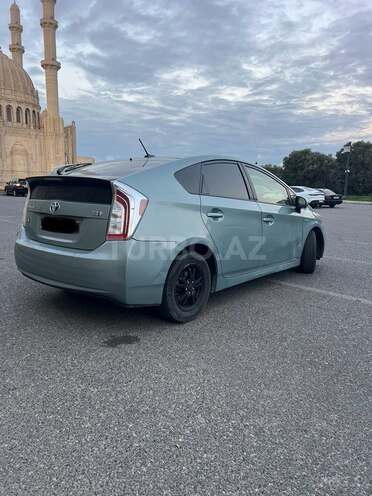 Toyota Prius 2015, 321,869 km - 1.8 л - Bakı
