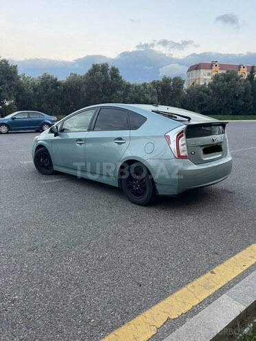 Toyota Prius 2015, 321,869 km - 1.8 л - Bakı