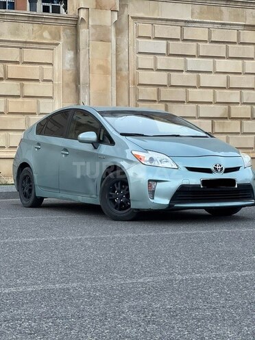 Toyota Prius 2015, 321,869 km - 1.8 л - Bakı