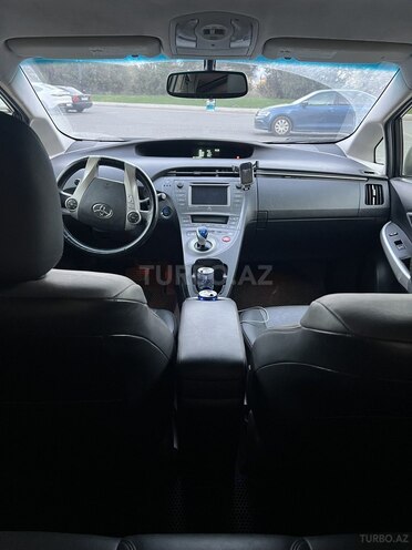 Toyota Prius 2015, 321,869 km - 1.8 л - Bakı