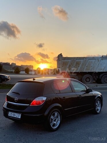 Opel Astra 2006, 341,000 km - 1.4 l - Bakı
