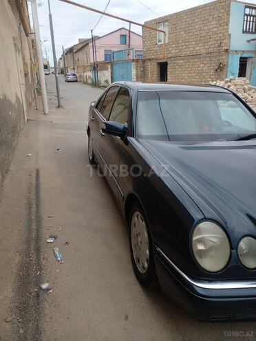 Mercedes E 200 1996, 236,192 km - 2.0 л - Bakı