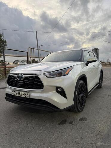 Toyota Highlander 2022, 84,000 km - 2.5 l - Bakı