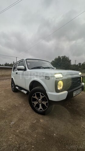 LADA (VAZ) Niva 2014, 160,000 km - 1.7 l - Qusar