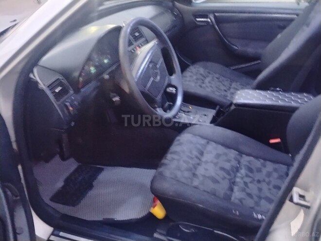Mercedes C 240 1998, 325,000 km - 2.4 л - Sumqayıt