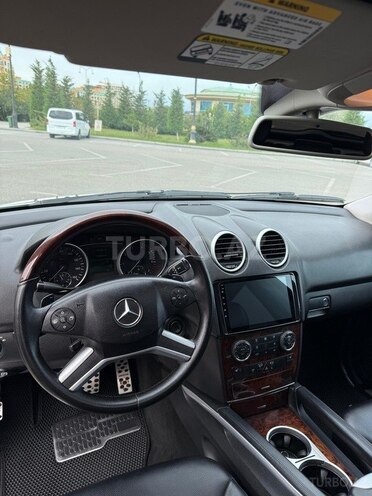 Mercedes ML 350 4MATIC 2010, 230,000 km - 3.5 l - Sumqayıt