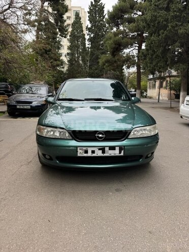 Opel Vectra 1999, 380,000 km - 1.6 l - Bakı