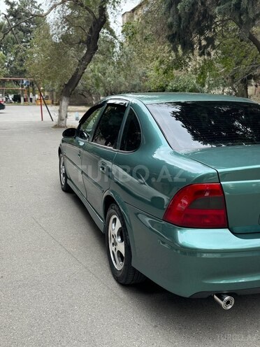 Opel Vectra 1999, 380,000 km - 1.6 l - Bakı