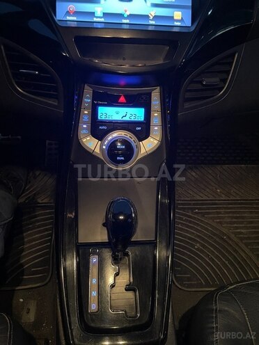 Hyundai Elantra 2012, 199,000 km - 1.8 л - Bakı