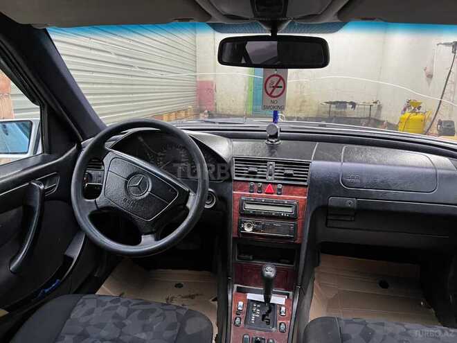 Mercedes C 200 1998, 355,422 km - 2.0 l - Qəbələ