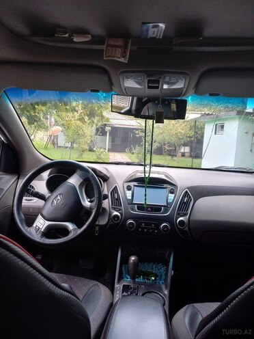 Hyundai ix35 2013, 240,000 km - 2.0 л - Qəbələ