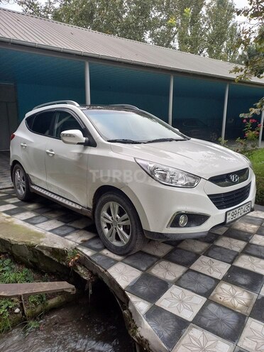 Hyundai ix35 2013, 240,000 km - 2.0 л - Qəbələ