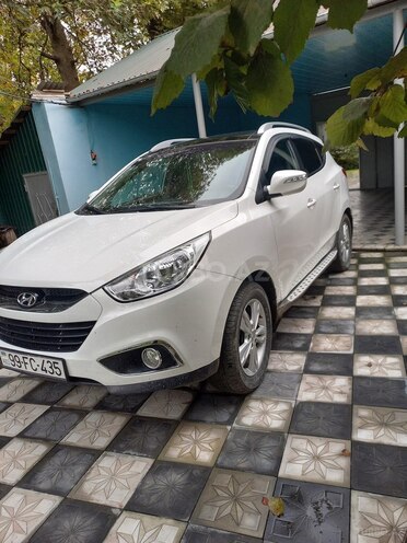 Hyundai ix35 2013, 240,000 km - 2.0 л - Qəbələ
