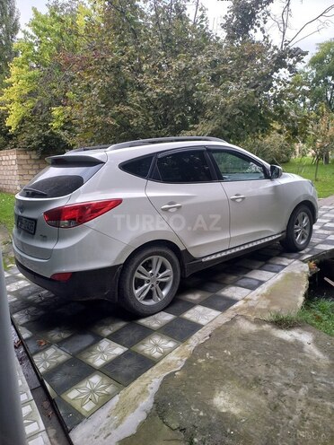 Hyundai ix35 2013, 240,000 km - 2.0 л - Qəbələ