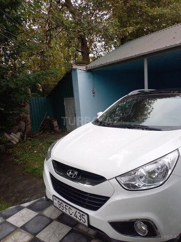 Hyundai ix35 2013, 240,000 km - 2.0 л - Qəbələ
