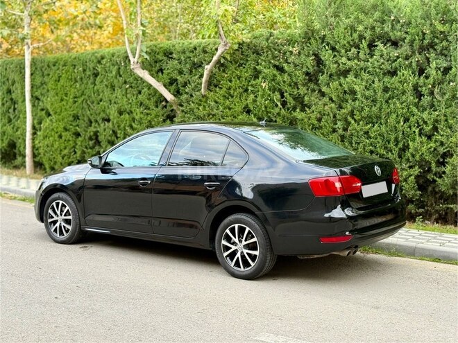 Volkswagen Jetta 2013, 180,150 km - 2.0 l - Bakı