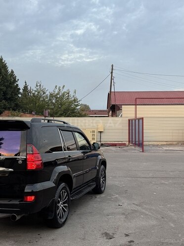 Toyota Land Cruiser Prado 2006, 250,000 km - 4.0 l - Tovuz