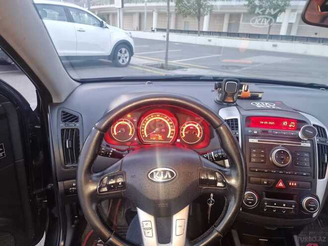 Kia  2011, 321,000 km - 1.6 l - Bakı