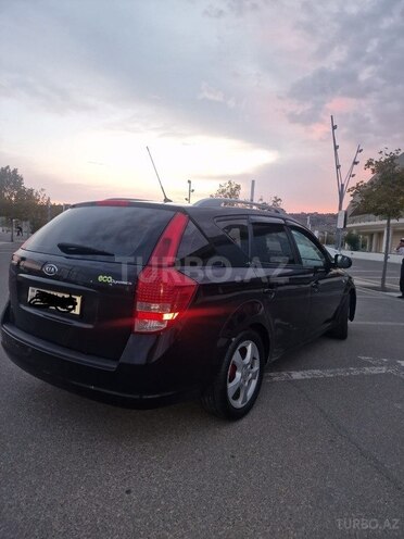 Kia  2011, 321,000 km - 1.6 l - Bakı