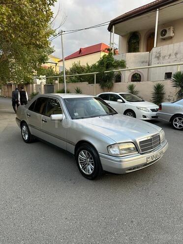 Mercedes C 180 1995, 636,606 km - 1.8 l - Bakı