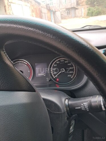 Mitsubishi L200 2020, 89,500 km - 2.4 l - Bakı