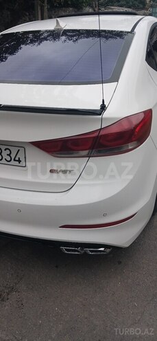 Hyundai Avante 2016, 199,888 km - 1.6 л - Zaqatala