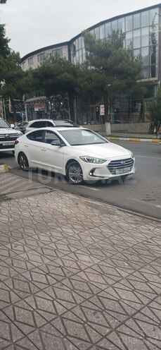 Hyundai Avante 2016, 199,888 km - 1.6 л - Zaqatala