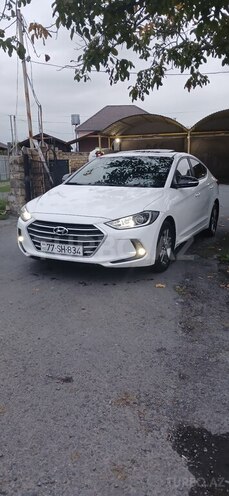 Hyundai Avante 2016, 199,888 km - 1.6 л - Zaqatala