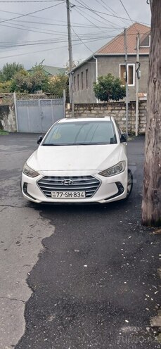 Hyundai Avante 2016, 199,888 km - 1.6 л - Zaqatala