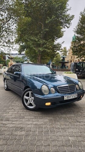 Mercedes E 220 1999, 442,045 km - 2.2 l - Gəncə