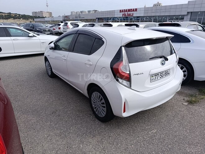Toyota Aqua 2018, 206,000 km - 1.5 l - Bakı