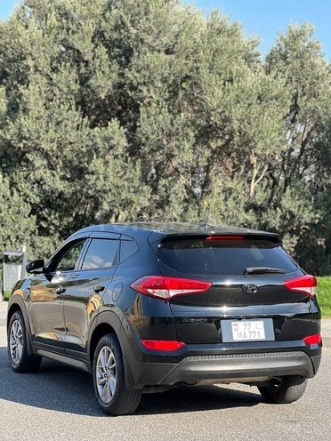 Hyundai Tucson 2015, 180,000 km - 2.0 l - Bakı