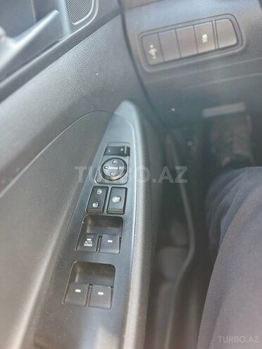 Hyundai Tucson 2015, 180,000 km - 2.0 l - Bakı