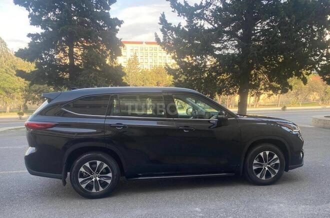 Toyota Highlander 2022, 29,500 km - 2.5 l - Bakı