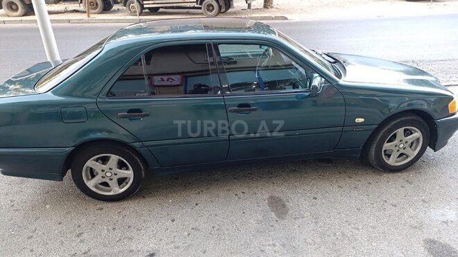 Mercedes C 180 1997, 178,000 km - 1.8 l - Bakı