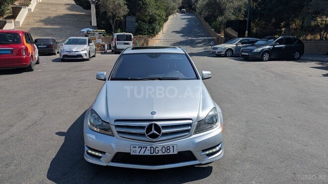 Mercedes C 250 2011, 240,000 km - 1.8 l - Bakı